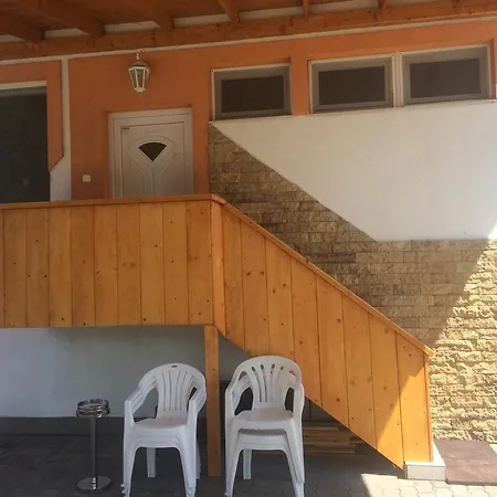 Apartmán Famvarga Apartmanhaz *