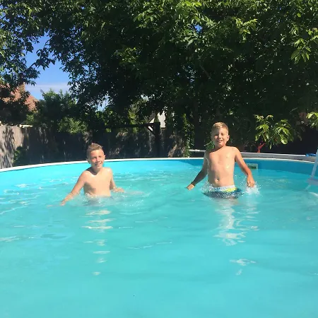 Famvarga Apartmanhaz Apartmán *