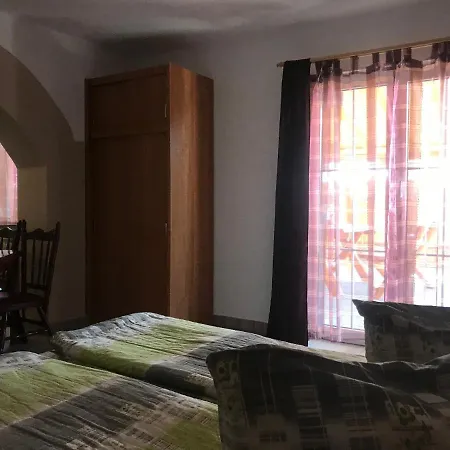 Famvarga Apartmanhaz *