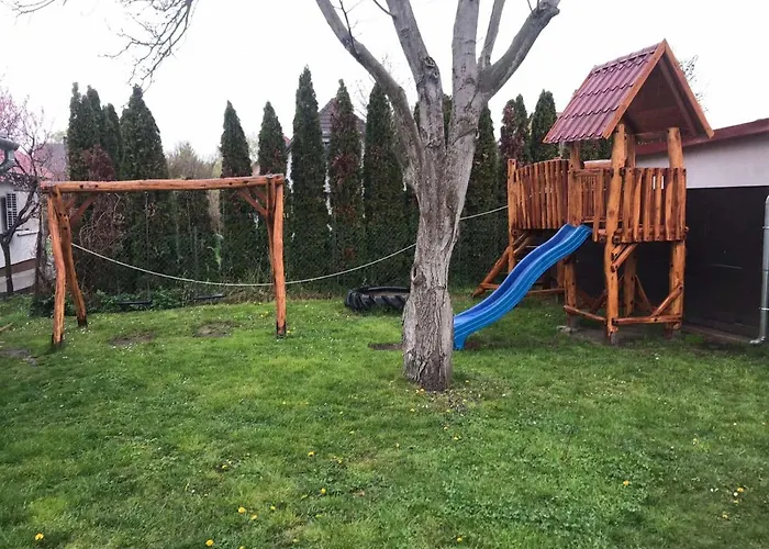 Famvarga Apartmanhaz