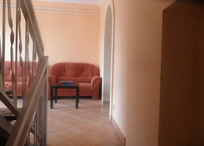 Famvarga Apartmanhaz