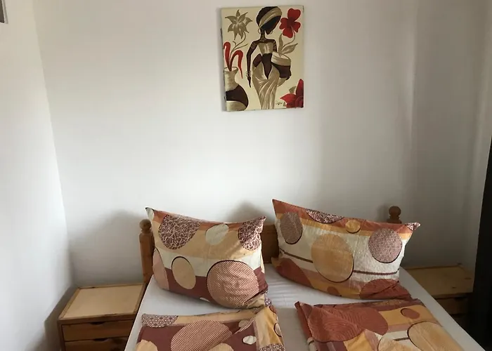 Famvarga Apartmanhaz