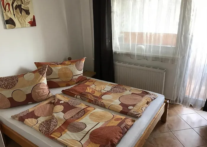 شقة Famvarga Apartmanhaz بالاتونفينيفيس