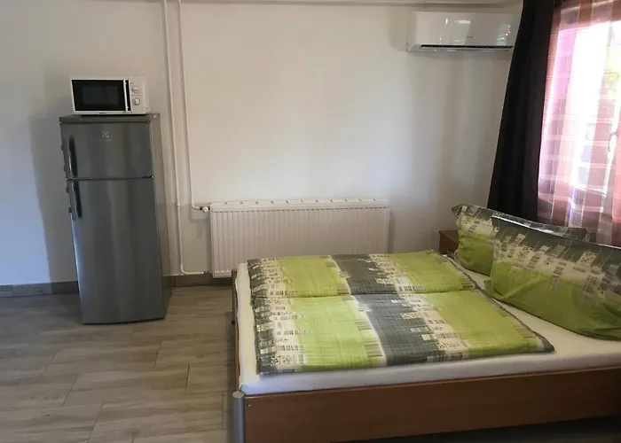 Lejlighed Famvarga Apartmanhaz